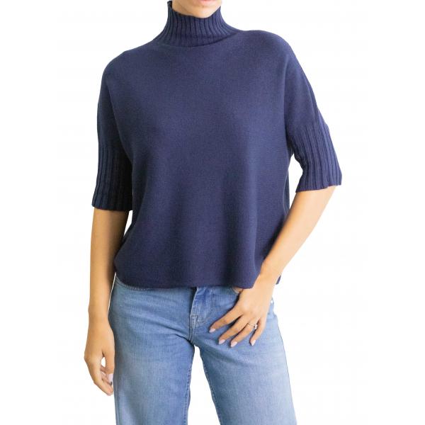 Maglioncino tinta unita collo alto manica 3/4 